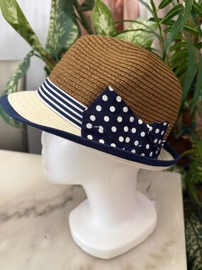 Aldo Brown Straw Fedora with Cream Brim and Navy Accents